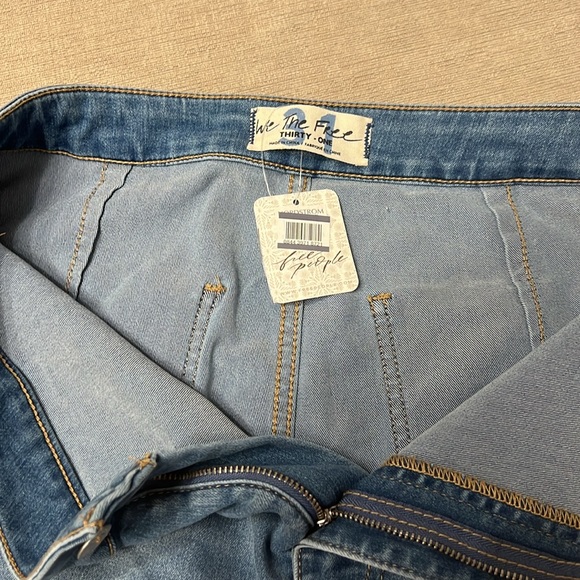 NWT FREE PEOPLE | just float on flares - Picture 4 of 12